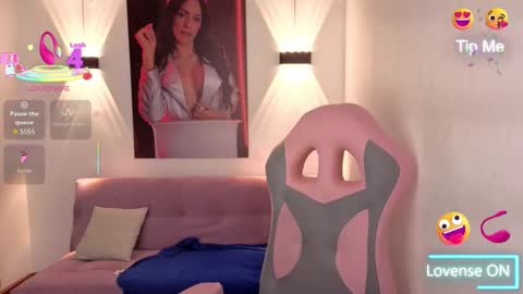 VITTORIA  online show from September 13, 8:14 am