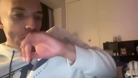 vivatrill online show from January 1, 6:26 am