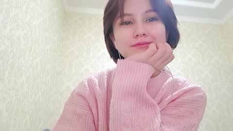 Snapshot of vivatrude chatting on February 9, 11:25 am Sonya online show from February 9, 11:25 am