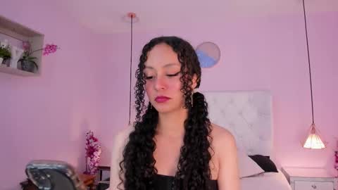 Vivi online show from February 18, 3:24 am