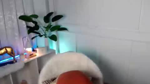 Snapshot of vivian_roberts chatting on January 25, 1:32 am Vivian online show from January 25, 1:32 am