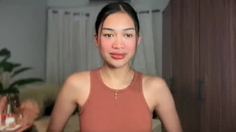 Vivian online show from May 12, 10:07 pm
