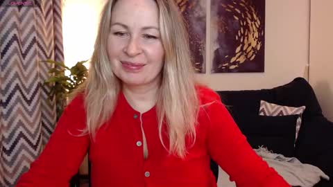 Vivian online show from October 21, 6:30 pm