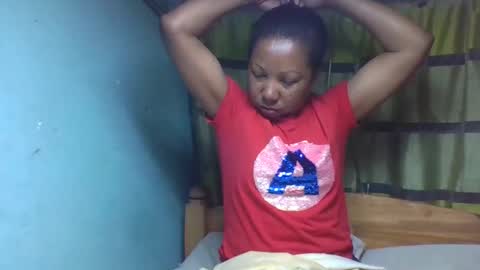 viviane0812 online show from October 16, 1:06 am