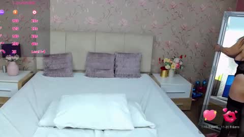 Vivian online show from October 10, 6:56 am