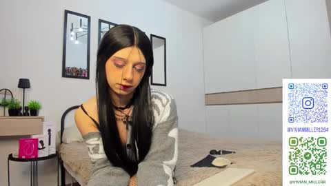 Vivian online show from September 11, 3:17 am