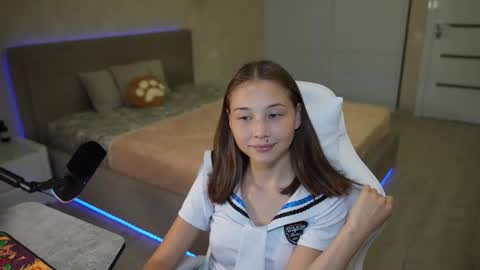 Snapshot of vivien_cutie chatting on October 30, 7:58 pm vivien_cutie online show from October 30, 7:58 pm