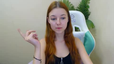 Vivien online show from February 5, 9:50 pm