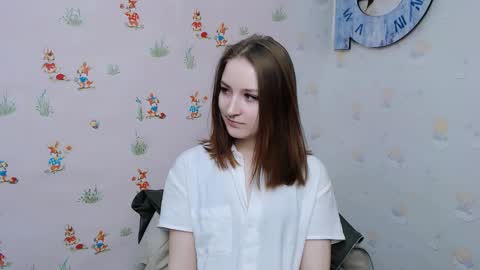 Snapshot of vivienalles_ chatting on December 2, 11:01 am vivienalles_ online show from December 2, 11:01 am