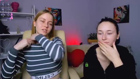 Snapshot of vivienne_sweet chatting on February 26, 4:24 pm Vivi online show from February 26, 4:24 pm