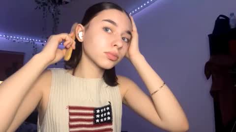 Vivi online show from December 21, 9:05 am