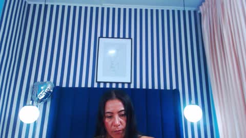 Vivian  online show from January 7, 1:13 pm