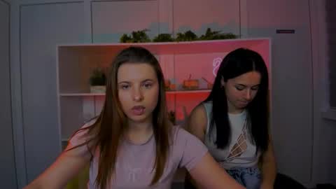 Snapshot of vivy_star chatting on October 11, 7:01 pm vivy_star online show from October 11, 7:01 pm