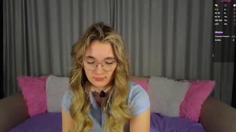 vivyboo111 online show from November 21, 9:02 pm