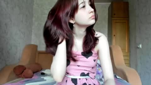 Snapshot of vixen_lab chatting on May 17, 3:26 am Nika 18 . online show from May 17, 3:26 am