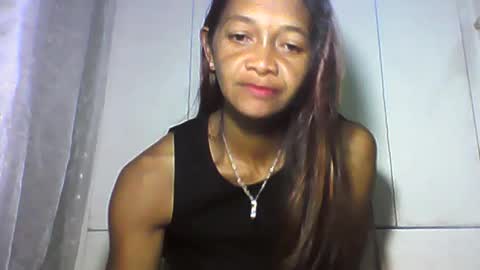 Snapshot of vixen_lina chatting on June 25, 8:13 pm vixen_lina online show from June 25, 8:13 pm