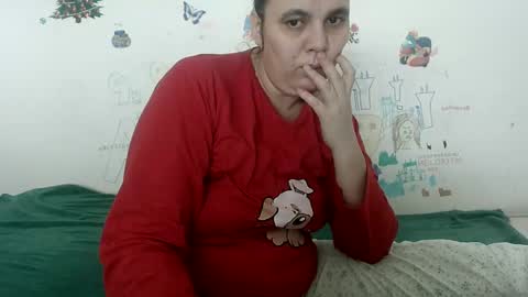 Snapshot of vixenbya chatting on January 26, 10:34 am vixenbya online show from January 26, 10:34 am