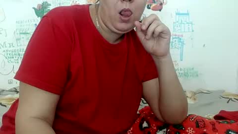 Snapshot of vixenbya chatting on March 9, 11:03 am vixenbya online show from March 9, 11:03 am