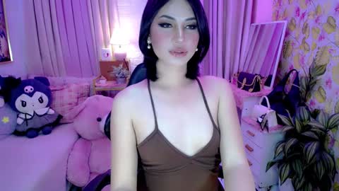 Snapshot of vixenluscious chatting on February 8, 9:51 pm vixenluscious online show from February 8, 9:51 pm