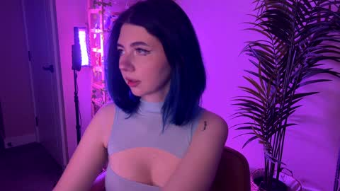 Snapshot of vixenp chatting on February 10, 6:23 pm Polly Online mostly at 9pm-2am UK Time online show from February 10, 6:23 pm