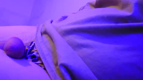 Snapshot of vknow chatting on February 21, 5:56 am vknow online show from February 21, 5:56 am