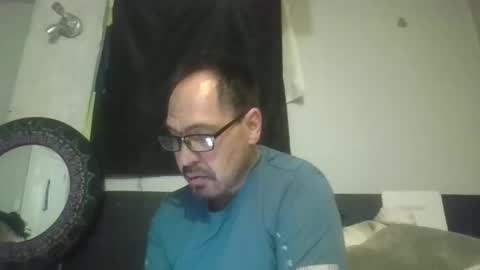 Snapshot of vknow chatting on March 3, 3:40 pm vknow online show from March 3, 3:40 pm