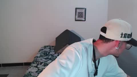 Vlad online show from February 25, 4:22 am