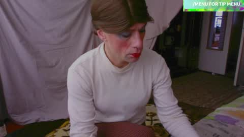 Violetta Elysia online show from April 26, 6:33 am