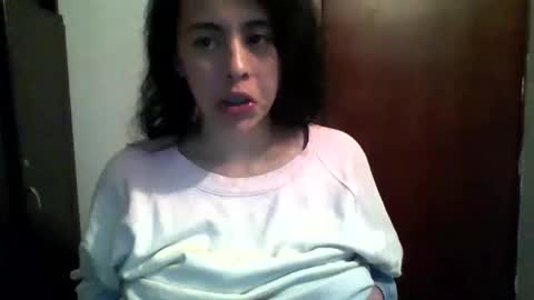 Snapshot of vmt11 chatting on October 17, 3:31 am vmt11 online show from October 17, 3:31 am