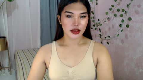 Snapshot of vnnie690760 chatting on December 3, 5:01 pm Its me JESSIE in ur heart online show from December 3, 5:01 pm