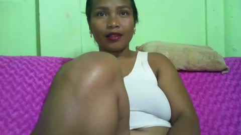 voagelle online show from September 28, 5:51 pm