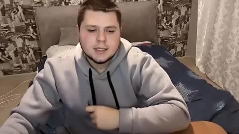 Volshebnik1302 online show from November 12, 1:22 pm