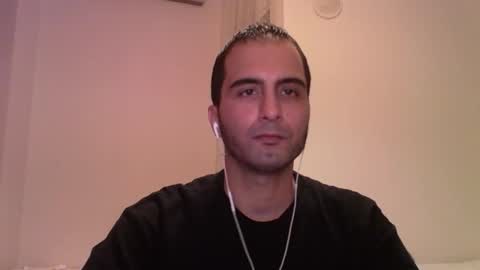 volve5 online show from February 26, 7:46 pm