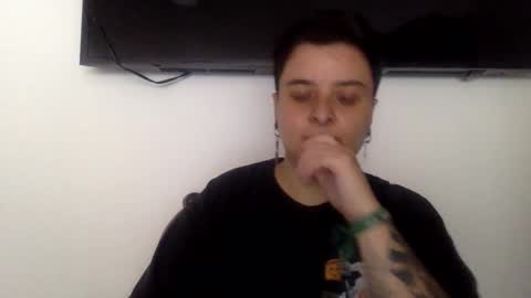 Danny and Ale online show from January 9, 5:04 pm