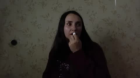 voulezvous_angel online show from April 7, 5:24 pm