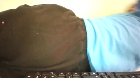 vounialdy online show from March 6, 10:52 am