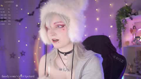 vronnier online show from February 14, 3:31 pm