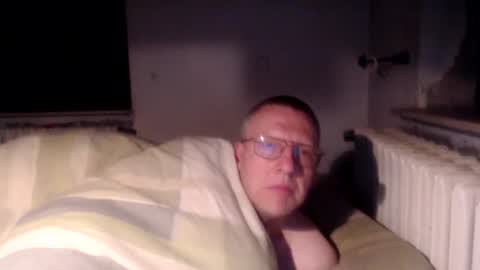 vthomasp719 online show from March 24, 7:24 am