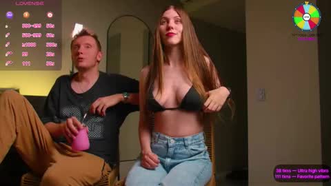 Snapshot of vundersex chatting on October 19, 6:08 pm Eva and Franklin online show from October 19, 6:08 pm