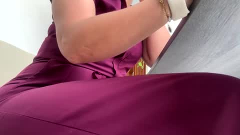 Snapshot of vv_valvale chatting on July 17, 7:08 pm vv_valvale online show from July 17, 7:08 pm