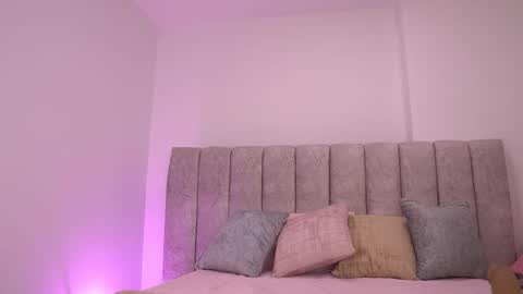 Violeta online show from November 5, 3:06 am