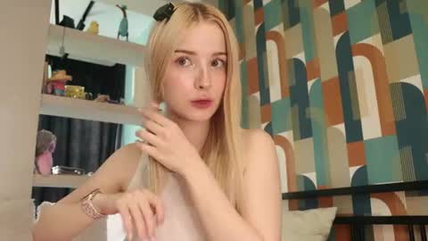 Nana online show from July 12, 10:17 am