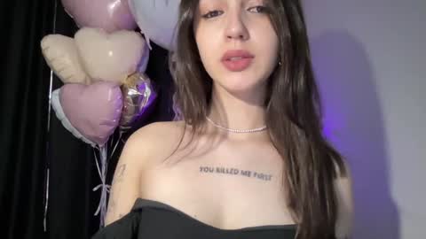 Alice  Before pvt write to me in PM  online show from January 24, 9:37 pm