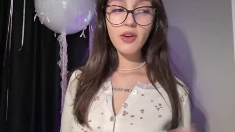 Alice  Before pvt write to me in PM  online show from January 27, 9:33 pm