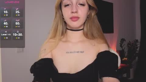 Alice  Before pvt write to me in PM  online show from June 9, 9:26 pm