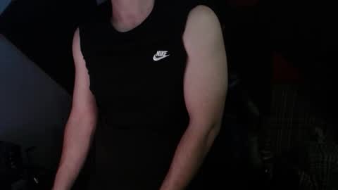 Snapshot of w33dgvy chatting on May 10, 10:26 pm w33dgvy online show from May 10, 10:26 pm