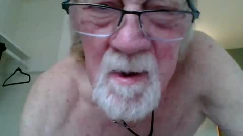 w3llbit online show from December 3, 5:23 pm