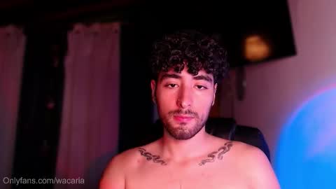 Snapshot of wacarias chatting on November 18, 12:49 am Camilo online show from November 18, 12:49 am