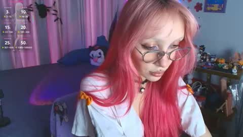 Waifu exe online show from February 18, 7:15 am