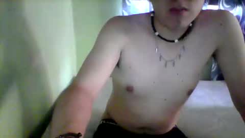 waifu_lov3r online show from February 27, 10:09 pm